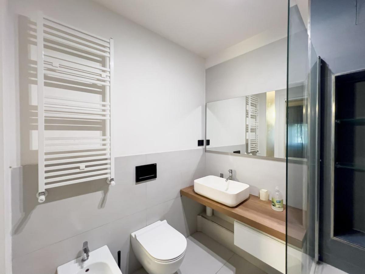2 Double Private Parking Fast Wifi Appartamento