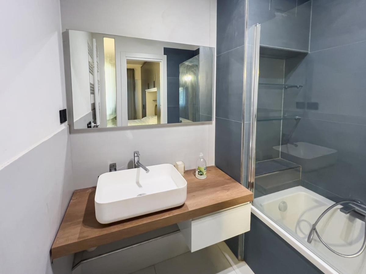 2 Double Private Parking Fast Wifi Appartamento
